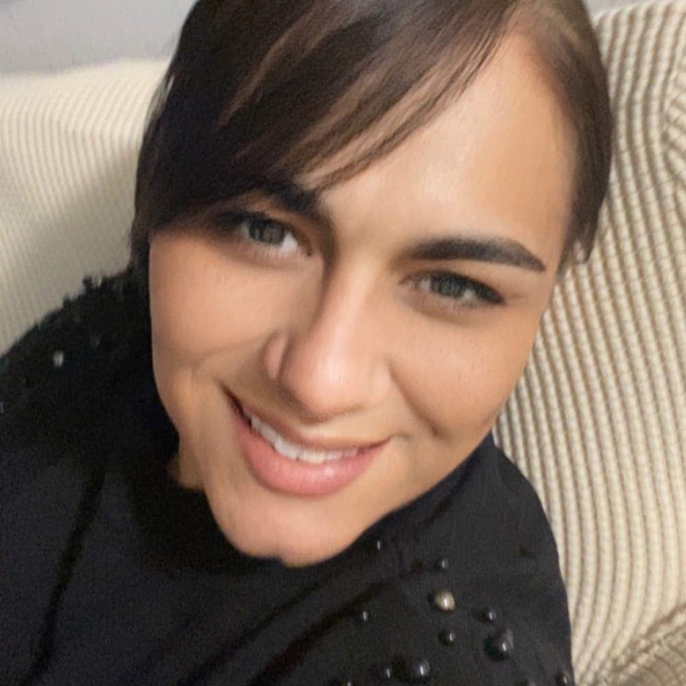 Meet your Posher, Liz